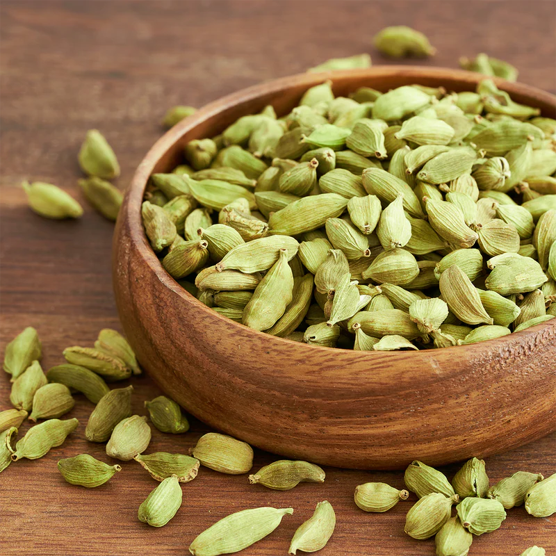 Small Cardamom green pods